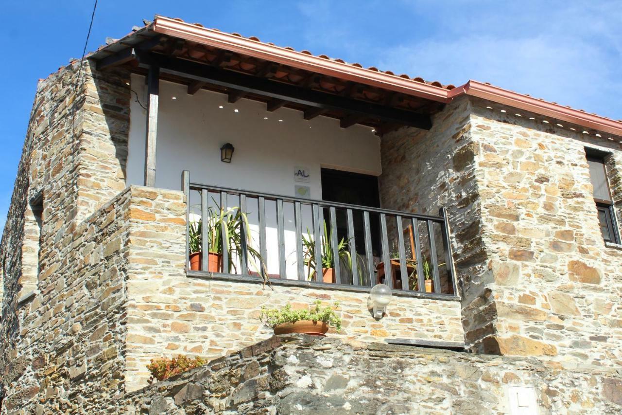 Casas De Pedra Hotel Proença-a-Nova Екстериор снимка